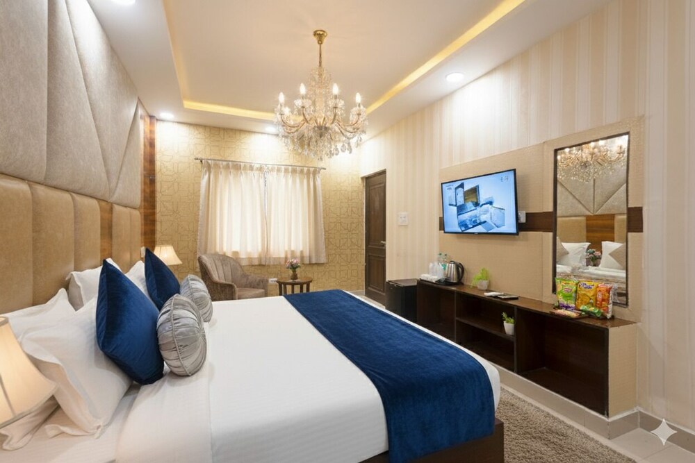 Hotel Krone Delhi