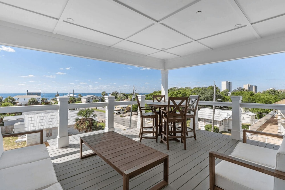Tipsea Turtle - Avantstay 1 Block to Gulf + Pool