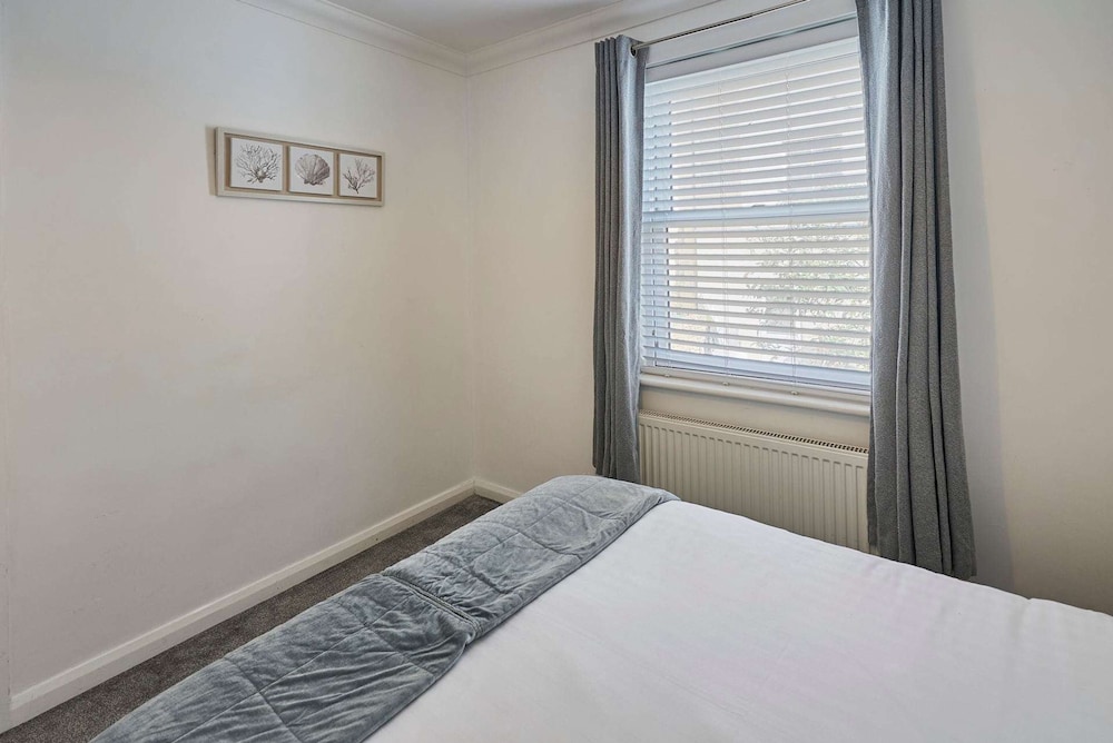 Host Stay Farm Road
