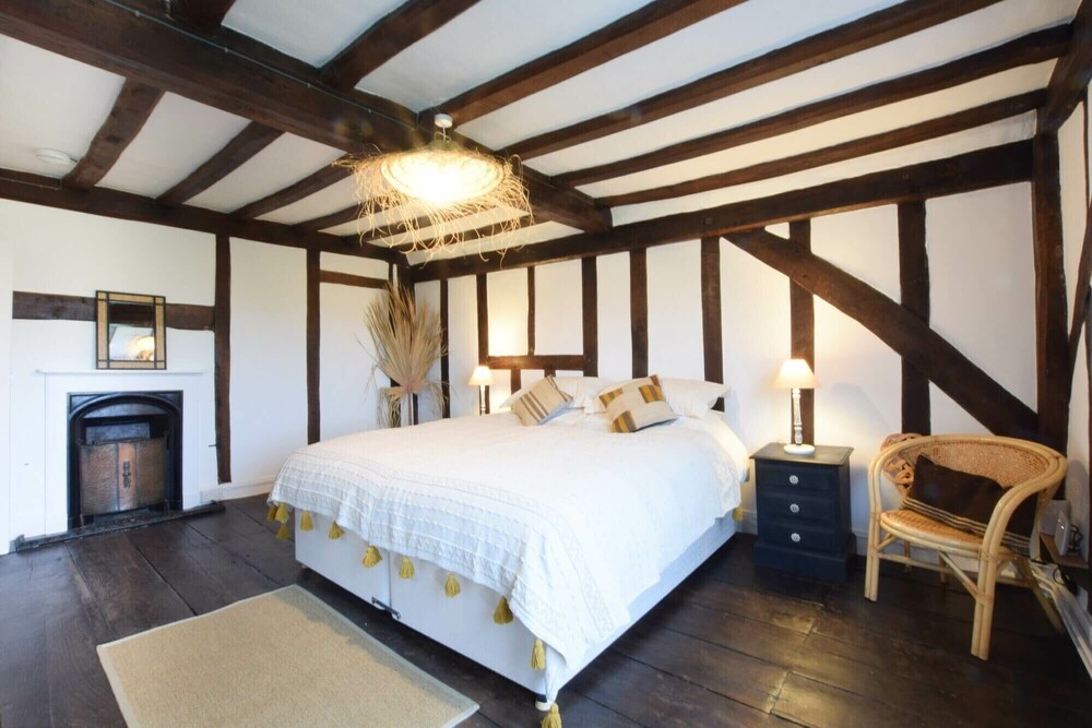 Church Farmhouse, Cookley