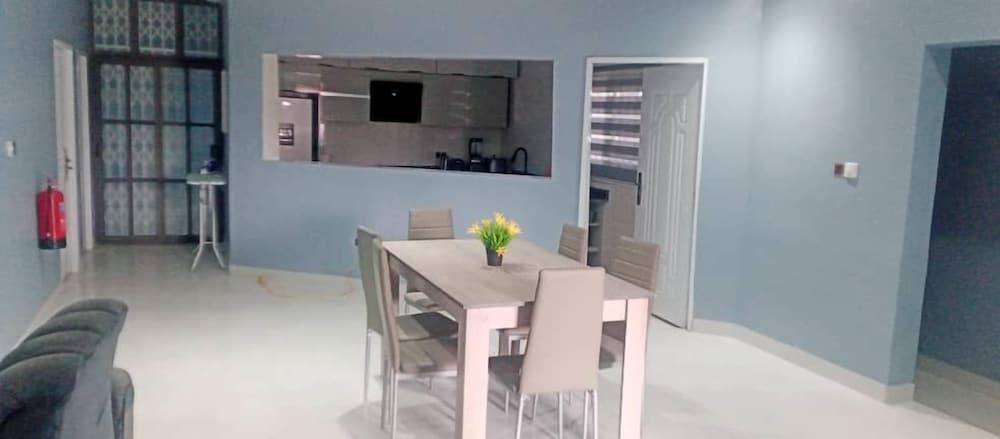 SNS Apartments