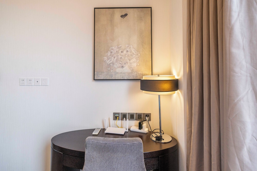 Tyms 1BR APT Huijing Garden