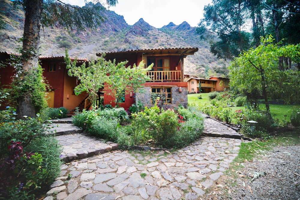 Sacred Dreams Lodge