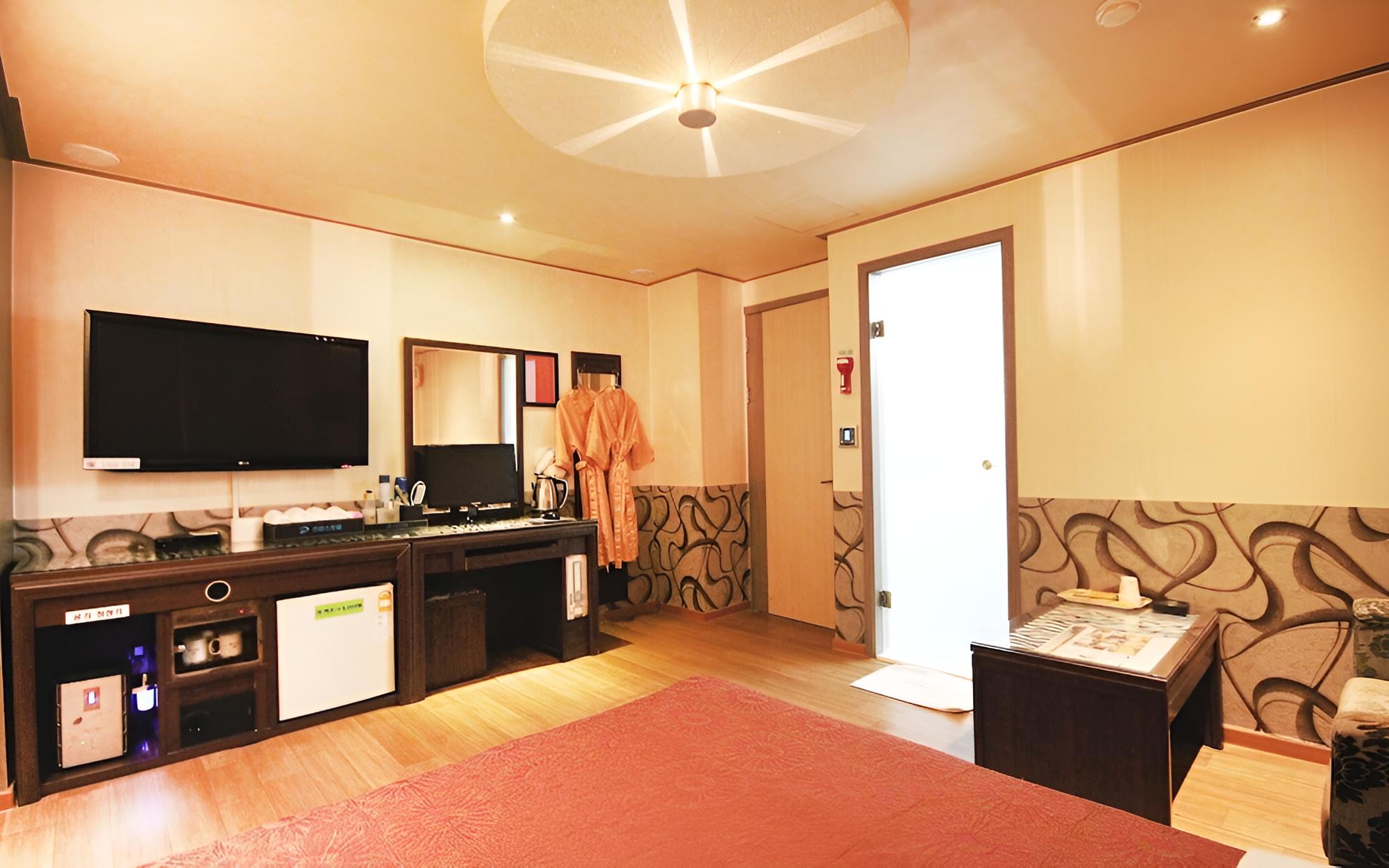 Jebudo Prince view 4