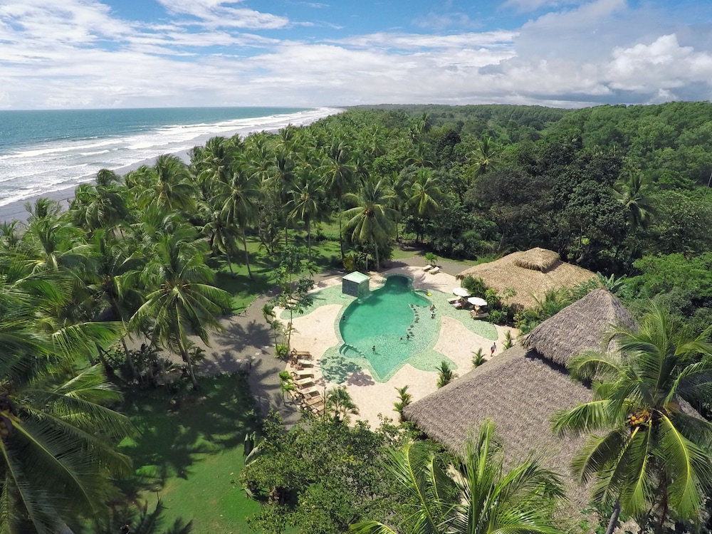 Hotel Clandestino Beach - Image 1