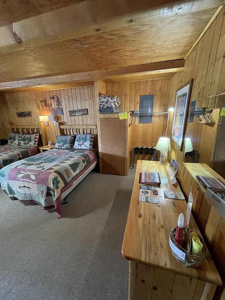 Sportsman Motel