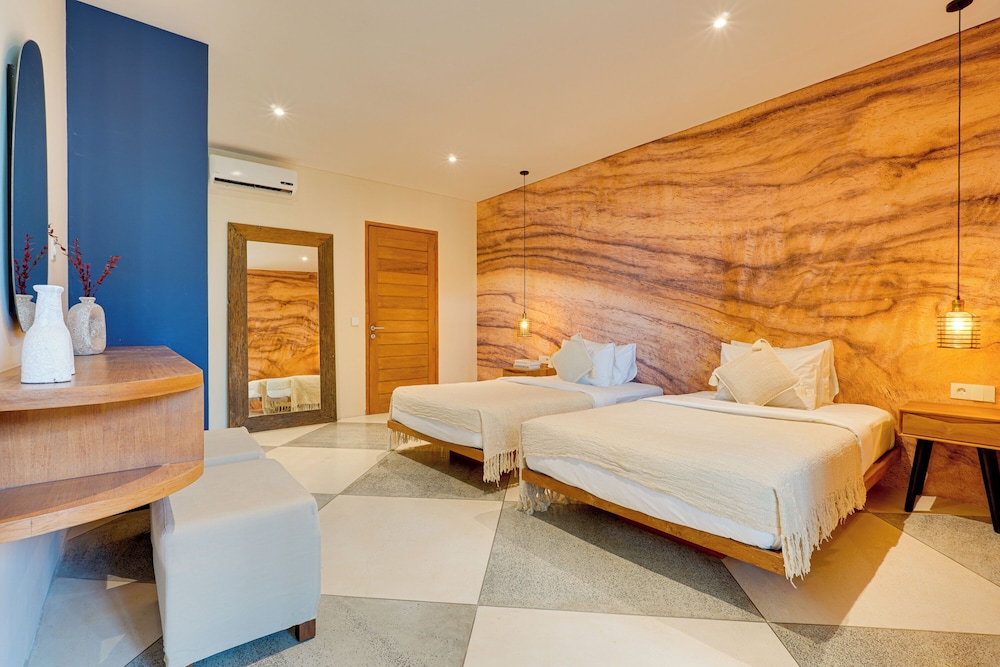 Stylish Canggu Apartment near Berawa Beach