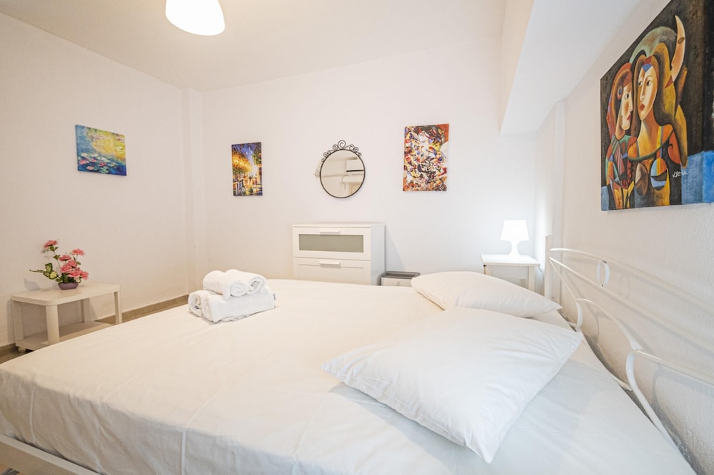 Thalia Maisonette No 5 by Travel Pro Services view 2