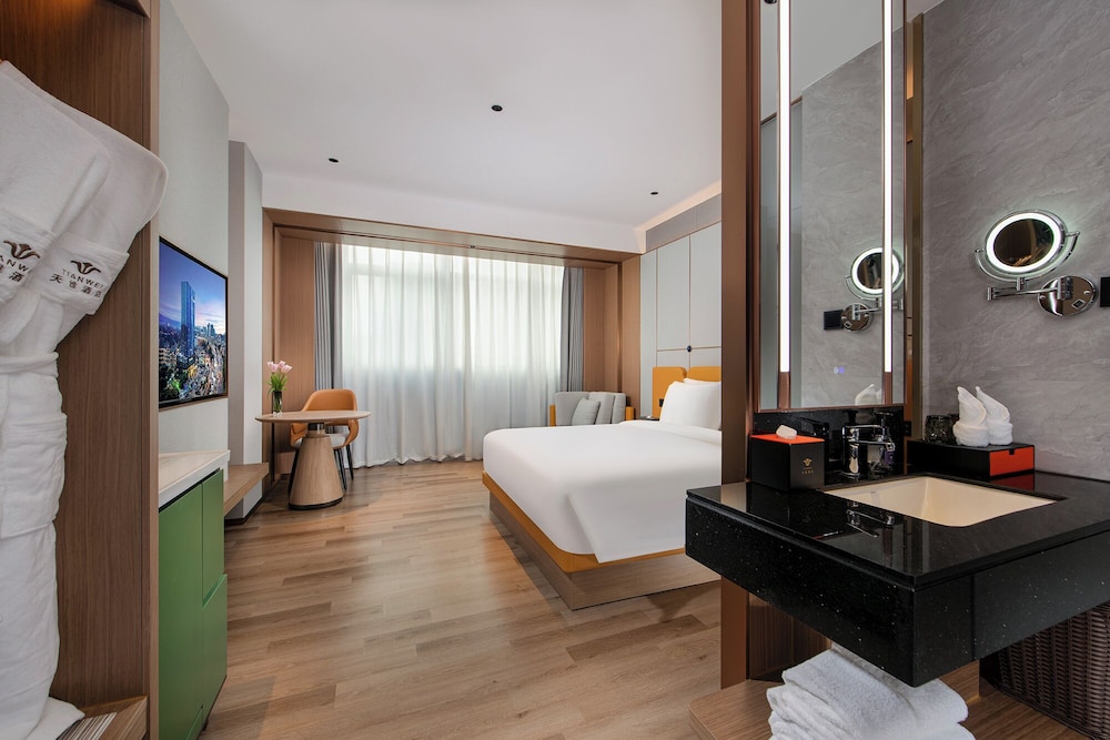 Guangzhou Tianwei Hotel