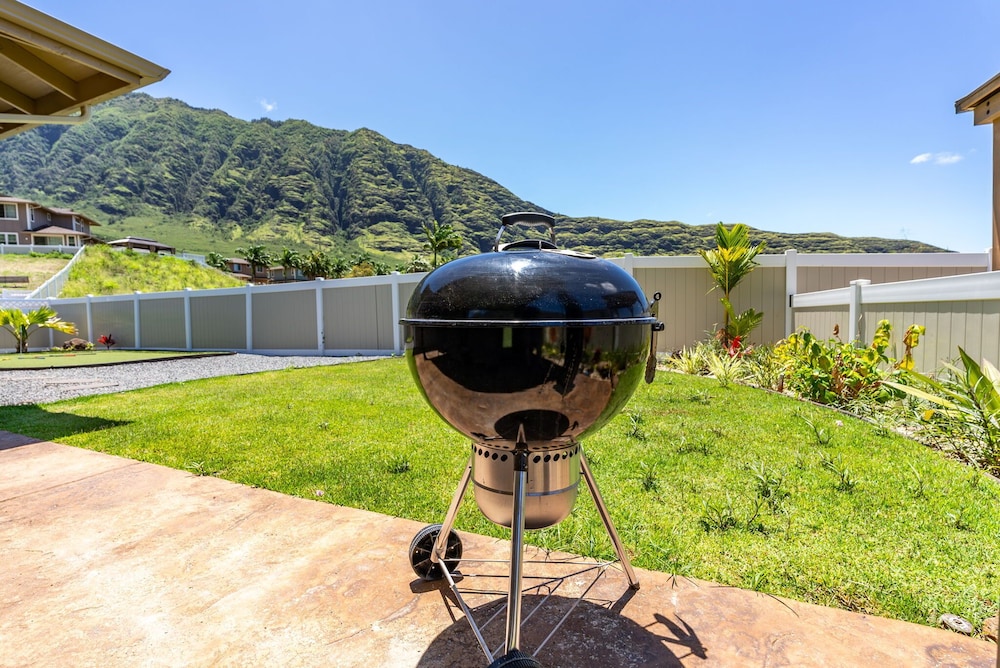 @ML Ocean View, Golf, Gazebo and Bbq, we Have All!