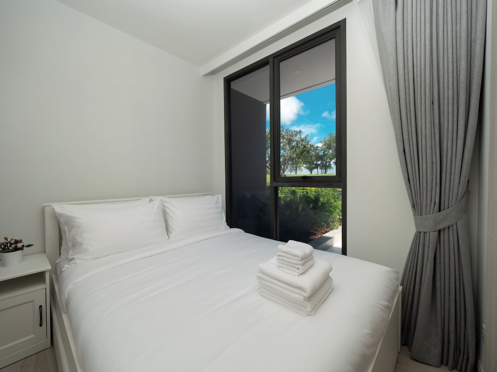 Laguna SkyPark new brand apartments