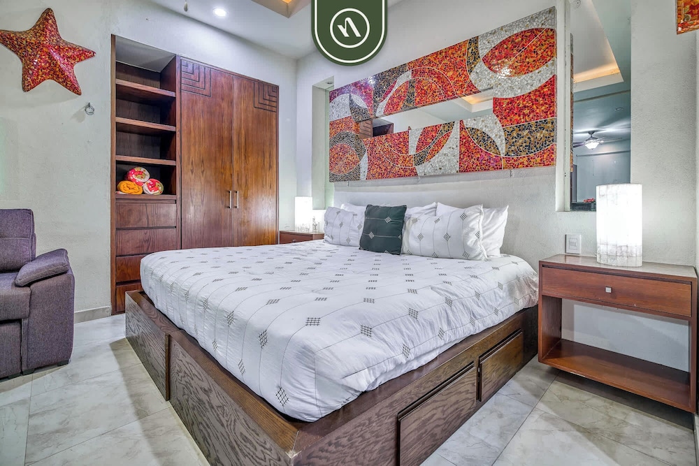 Studio in Romantic Zone - Rooftop Pool - King Bed