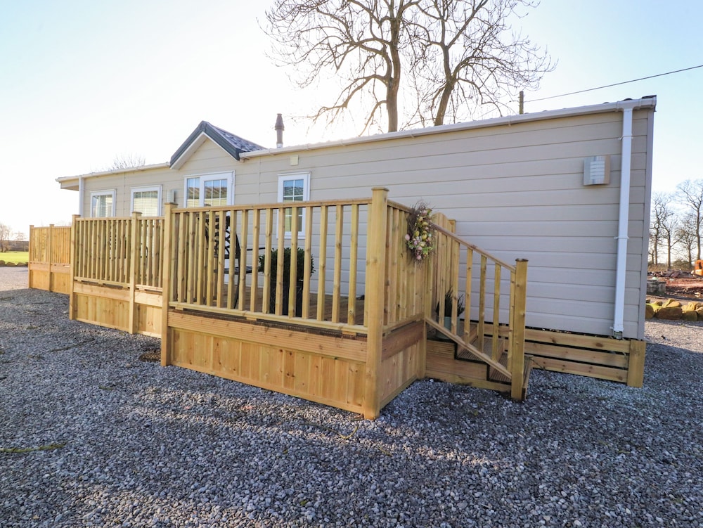 17 Birchwood Close