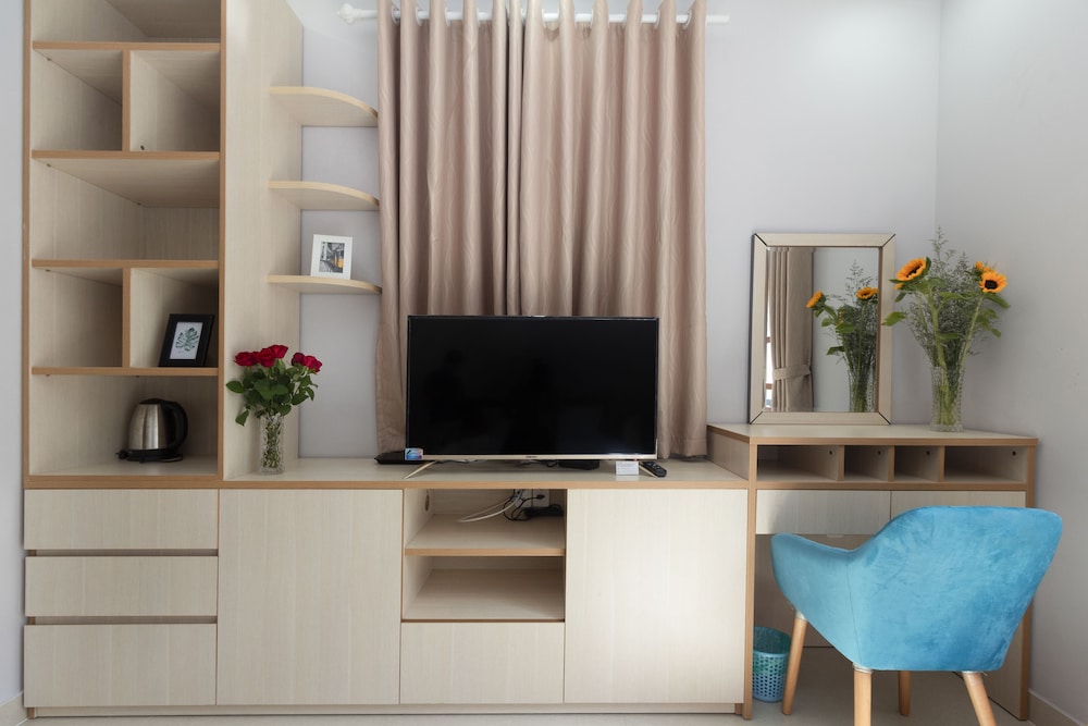 CBD Home - Home in Central - The Art