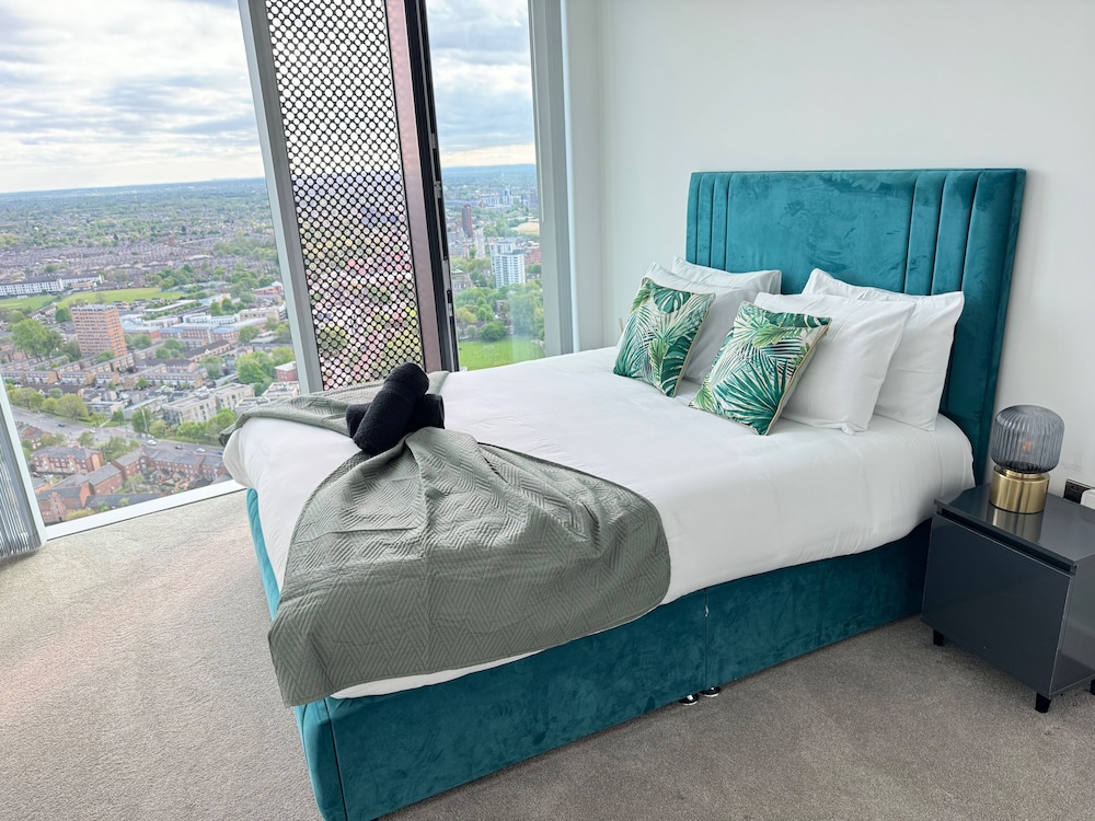 Manchester Oasis - Modern 3 Bedroom Apartment