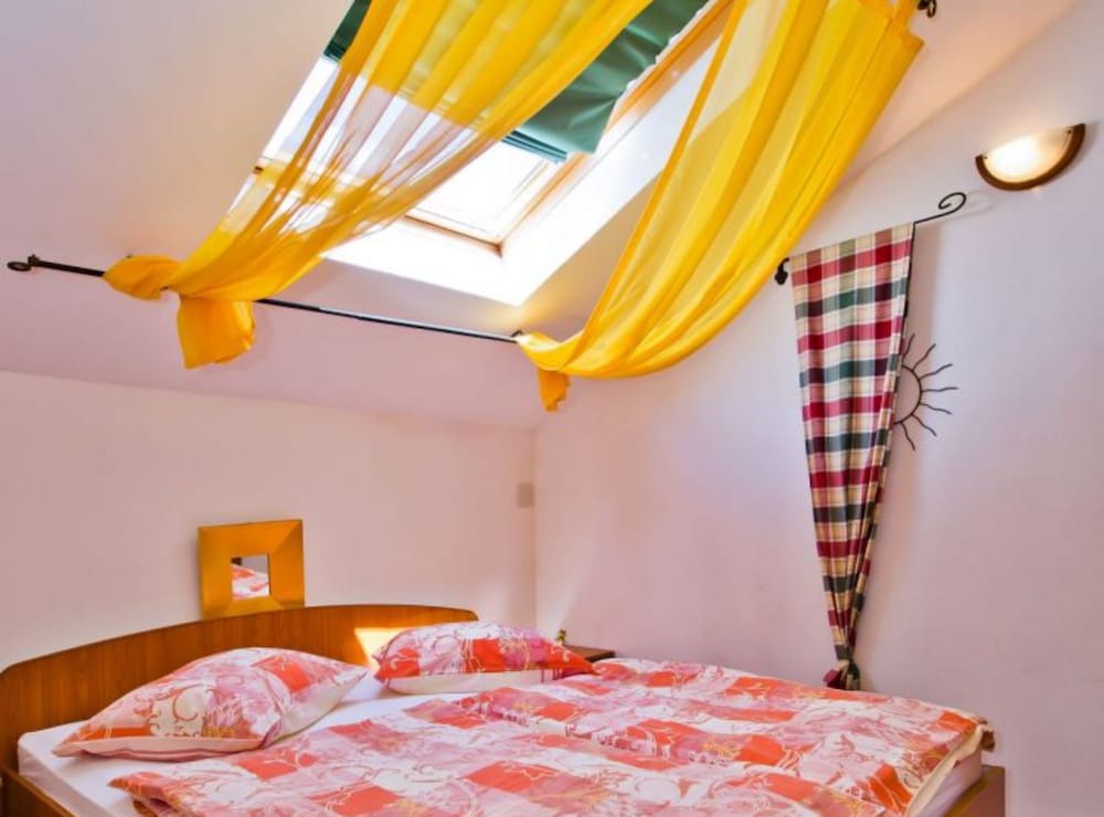 Charming and Sunny Hvar Apartments