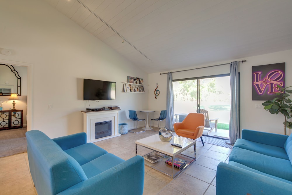 Pet-friendly Stay w/ Patio in Palm Desert Resort!