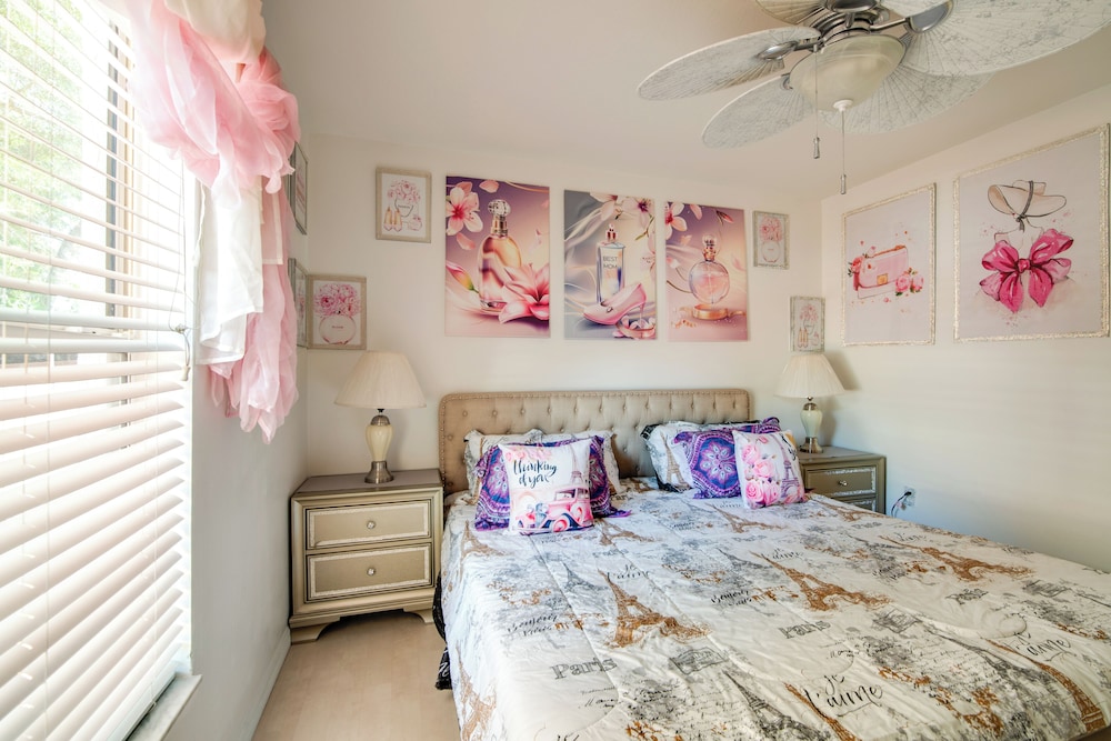 8 Mi to Silver Springs: Tranquil Home w/ Gazebo