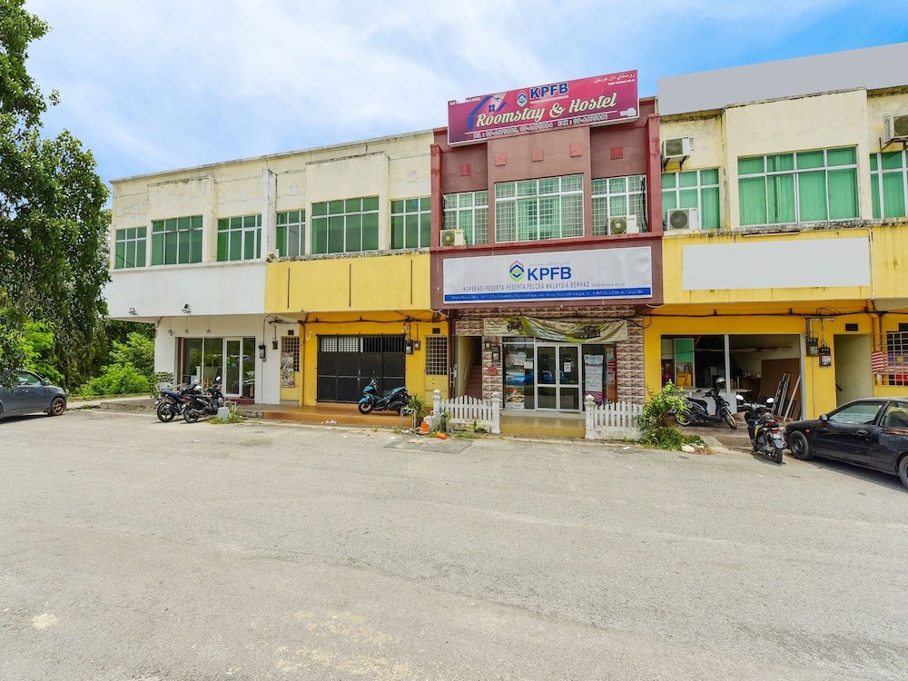 SPOT ON 90163 Kpfb Roomstay 2 - Hostel photo 2