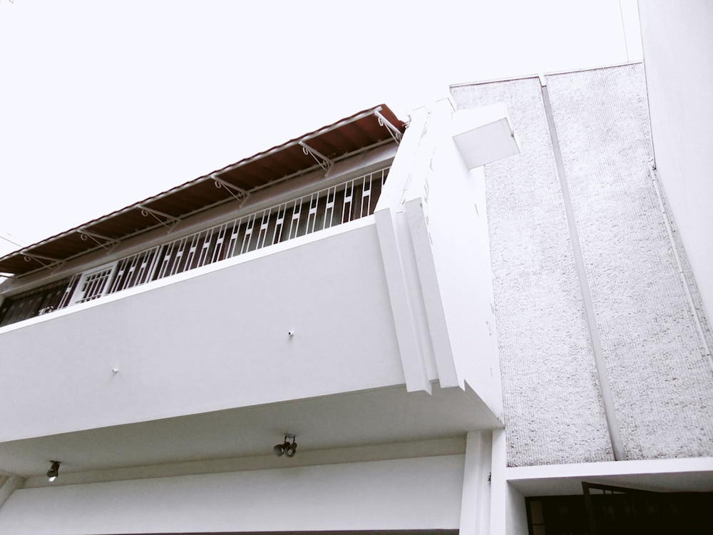 D&C HOSTEL