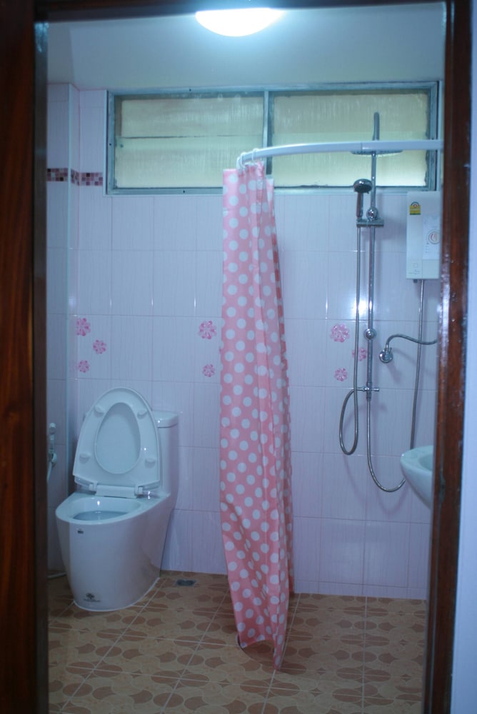 Buriram The Big House, 3 Bedrooms, 3 Bathrooms
