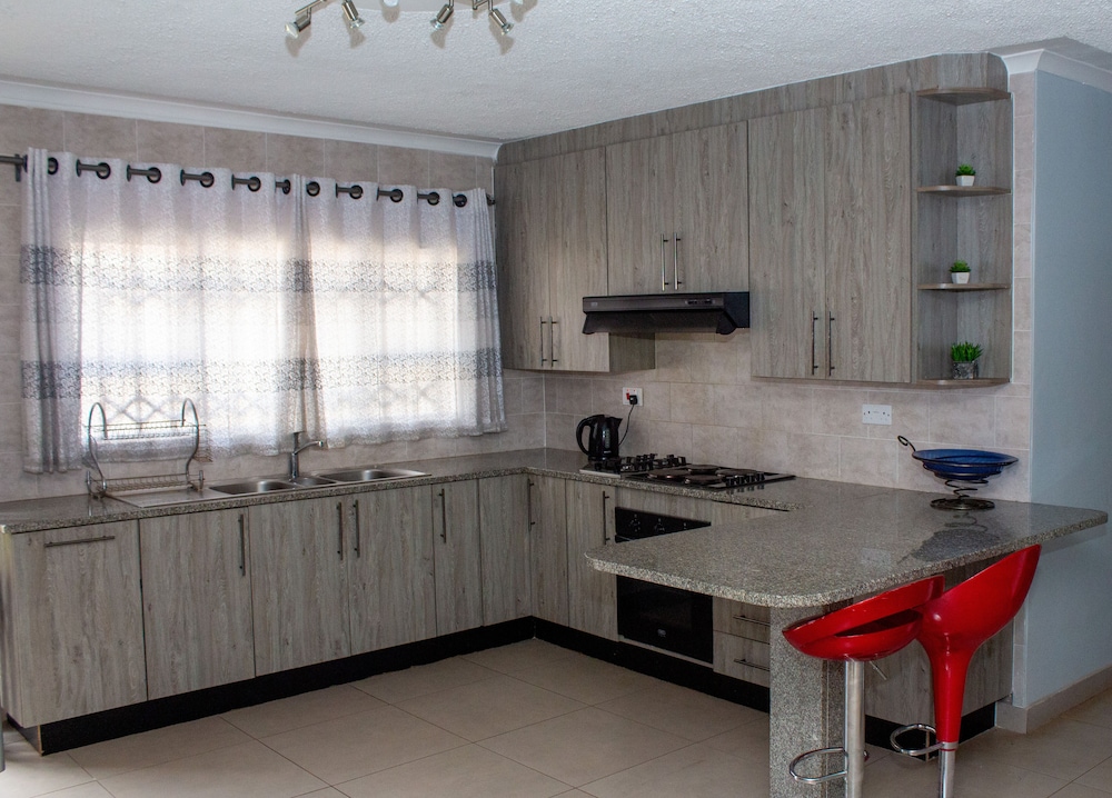 Acacia Place view 5