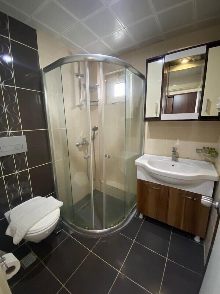 THELUNACİTY HOTEL