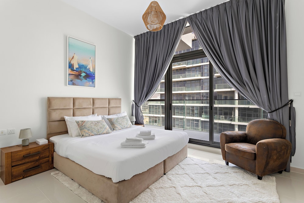 Silkhaus Golf Promenade 3B