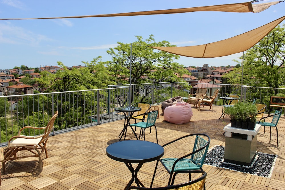 SUNSET ART HOTEL