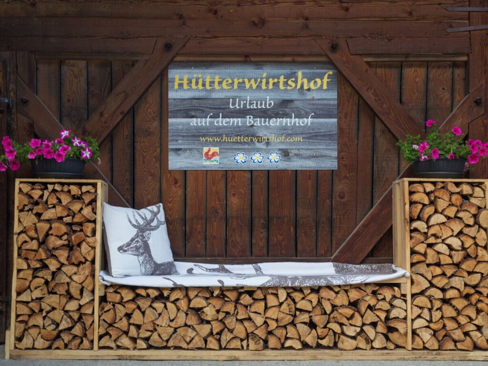 Holiday Apartment on the Hutterwirtshof
