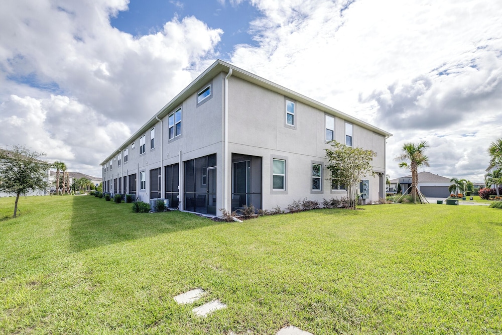 Waterview Luxury Retreat for 12!