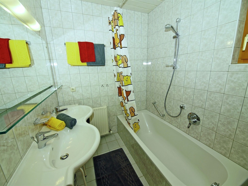 Apartment With Panoramic Views in Fiss