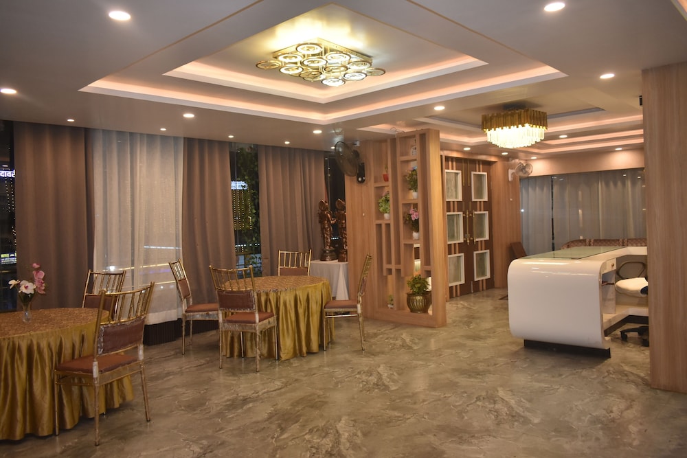 Hotel Neelkanth