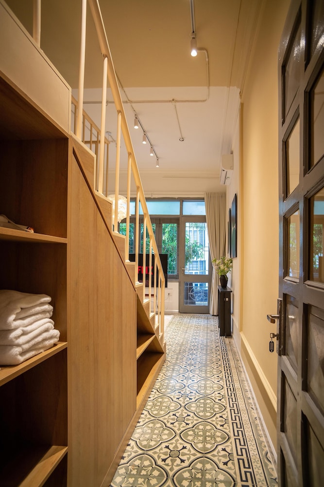 The Train Street Residence Ly Nam De