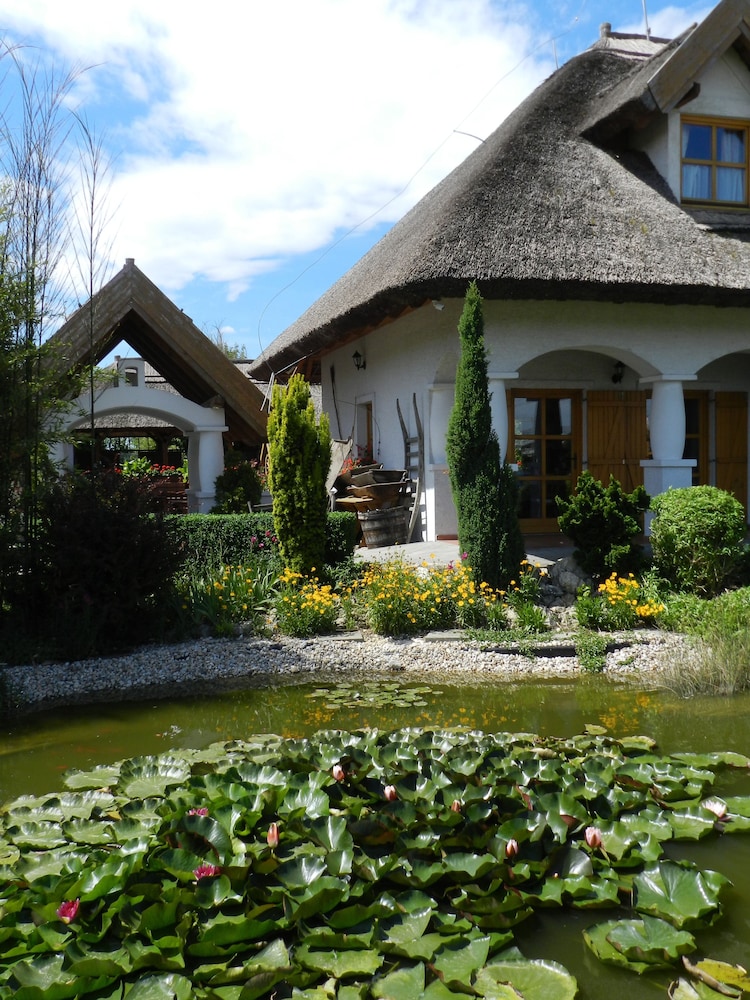 Rigótanya Relax and Wellness