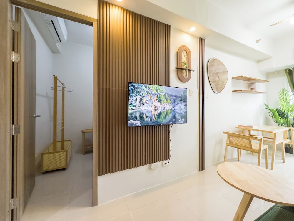GemstoneBR in SMDC Field Residences