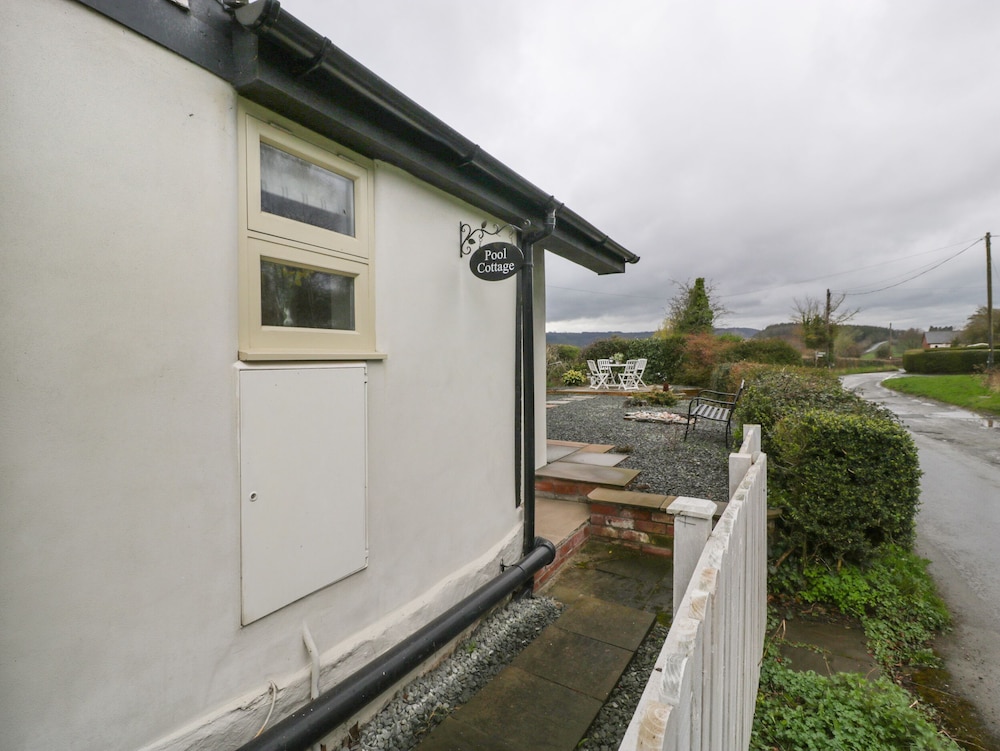 Pool Cottage