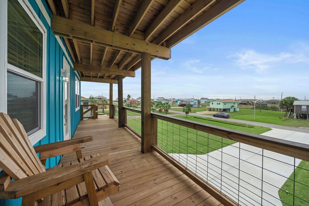 Coral Mountain by Ryson Vacation Rentals