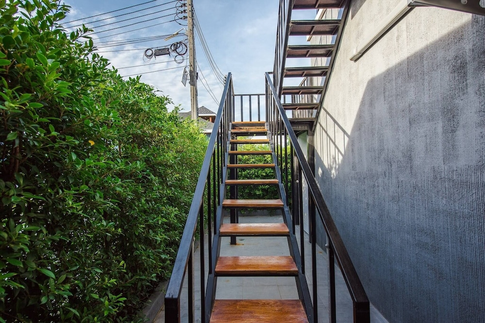 Orange Private Pool Villa, Near Cham Am Beach