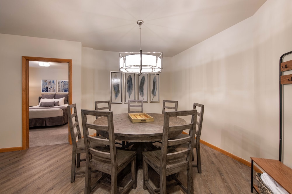 Winter Park CO Condos - Zephyr Mountain Lodge