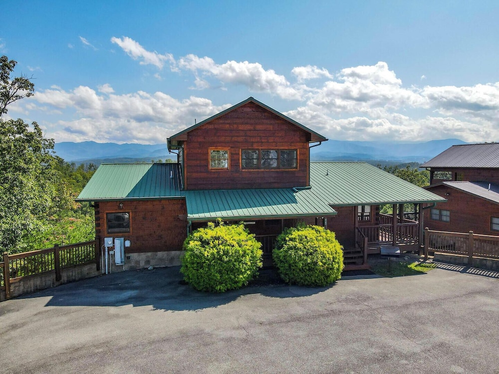 Starr Crest Lodge