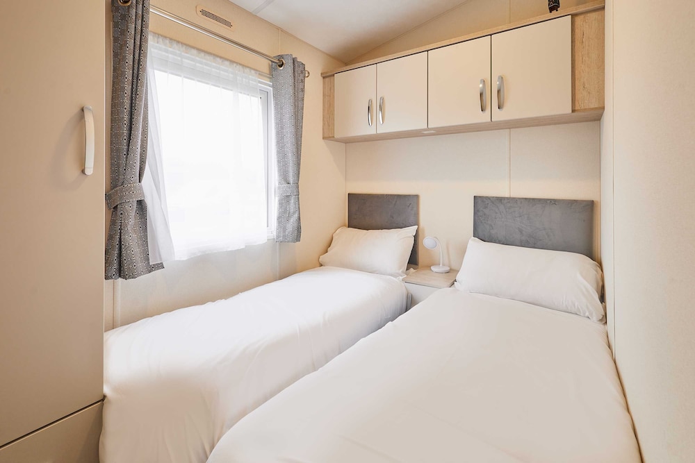 Host Stay Deer View Lodge