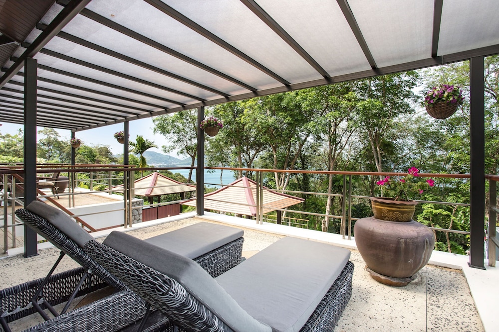 Grand Ocean View 5BR Pool Villa Kalim 5 view 4