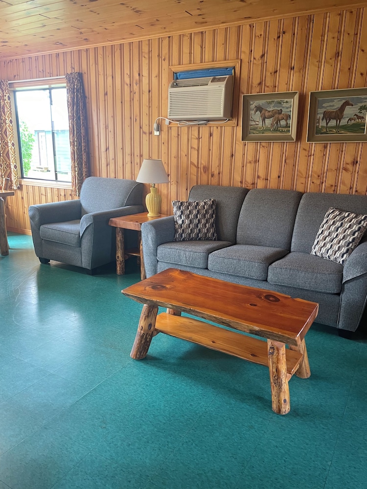 Southview Cottages Resort
