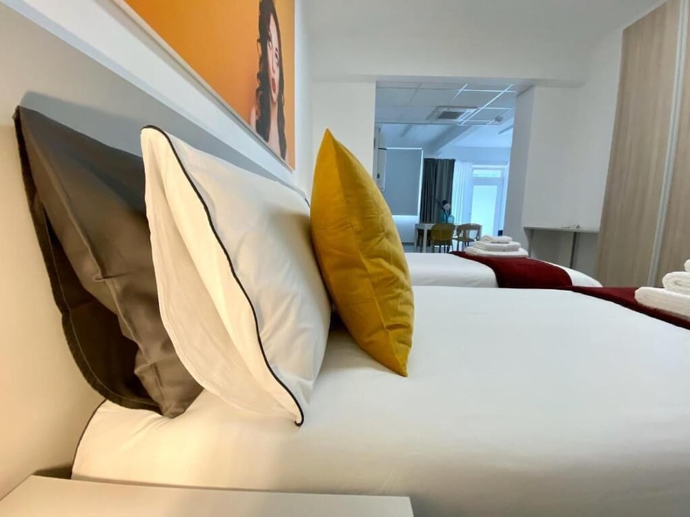 BEEAPARTMENTS