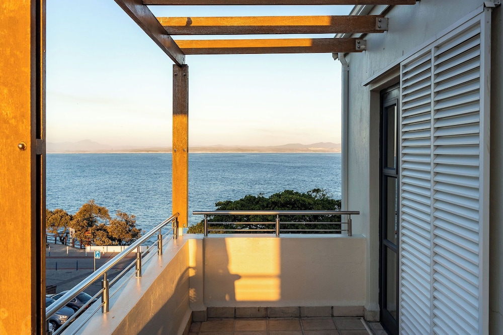 Hermanus Vacations - Harbour House Hotel - Property Image 18