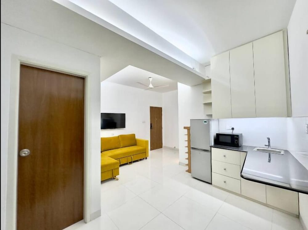 500sqft7 Cozy Apt in the Center of Dhaka
