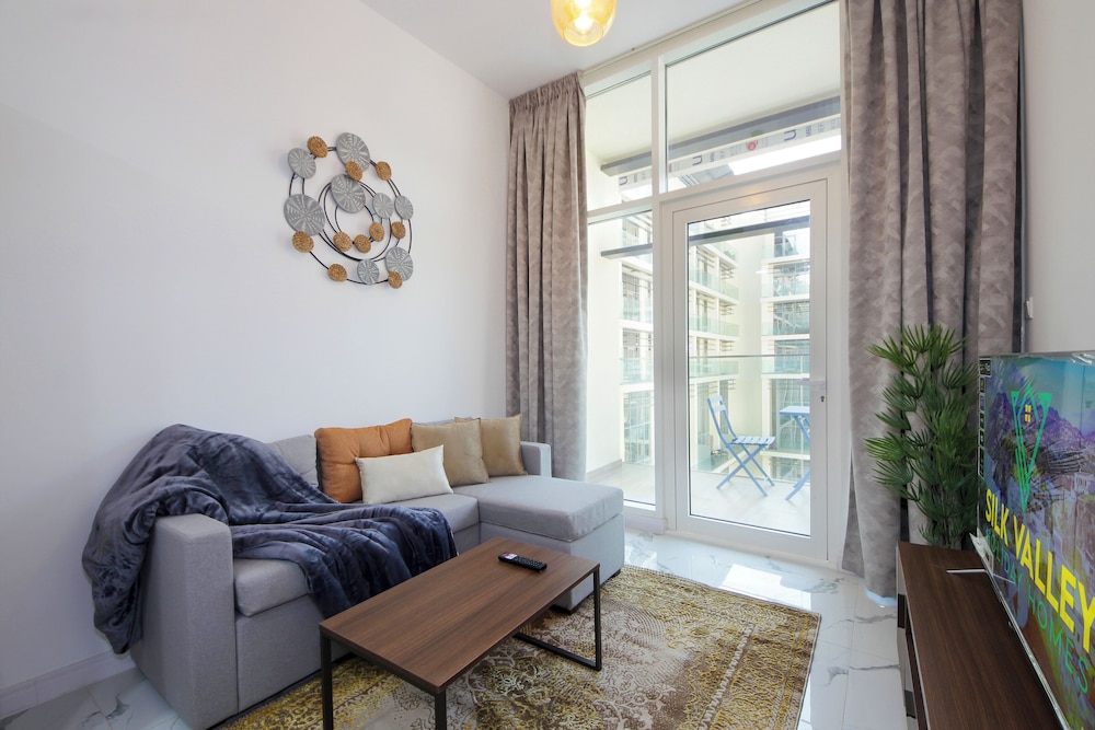 Silk Valley - Cozy 1B near Masdar Park