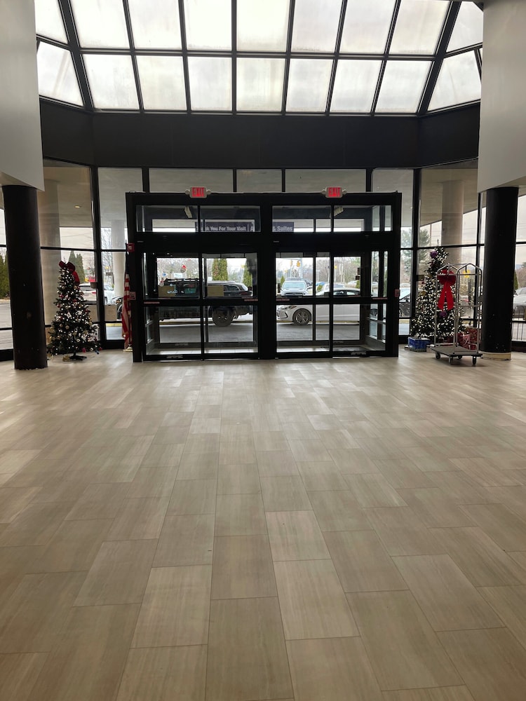 APM Inn and Suites view 2