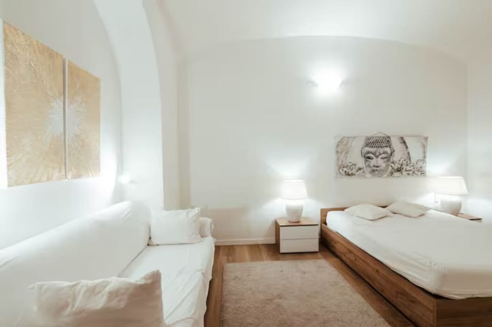 Vatican home for seven people